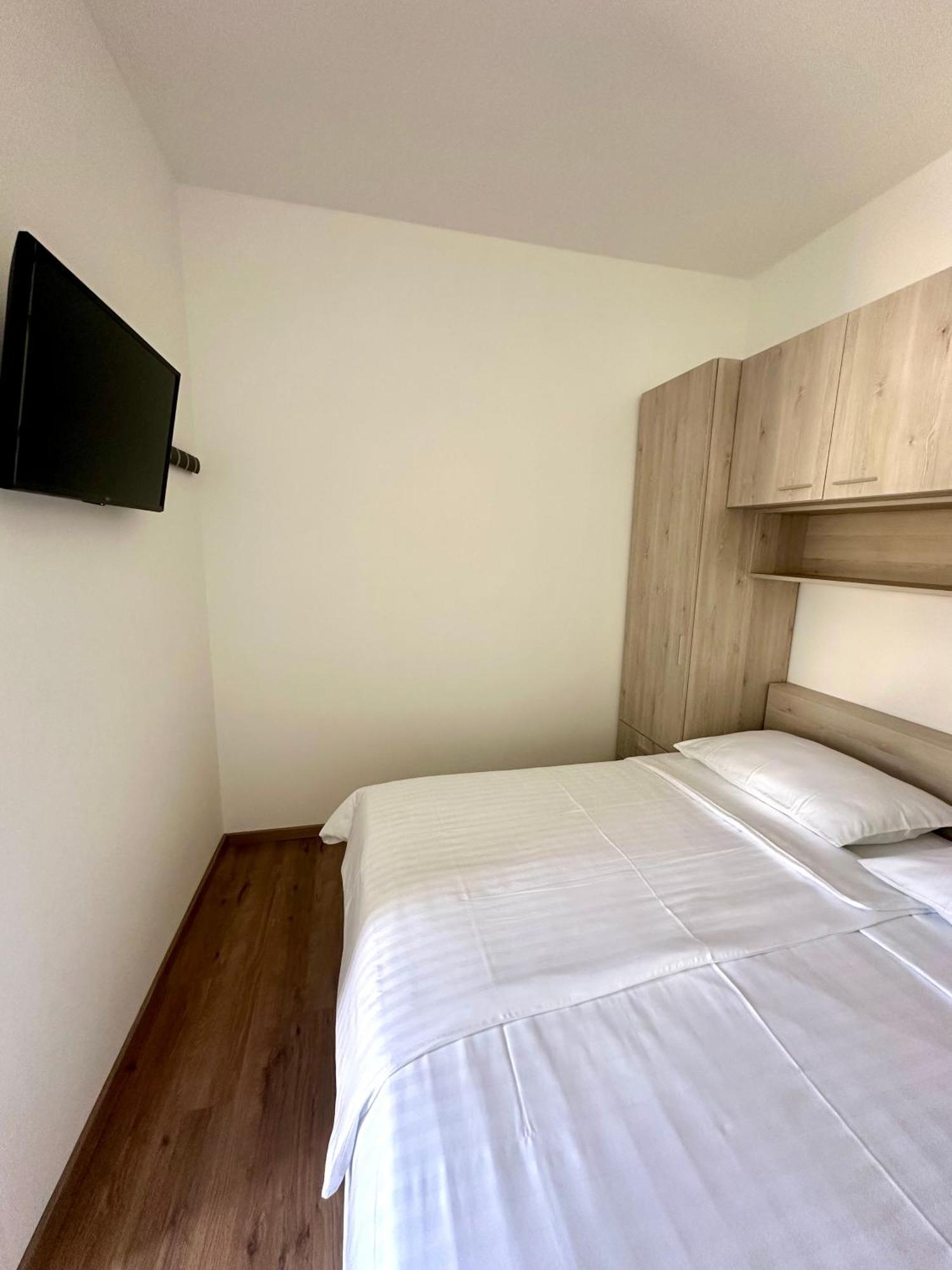 Sea View Room Macolic Palit Экстерьер фото