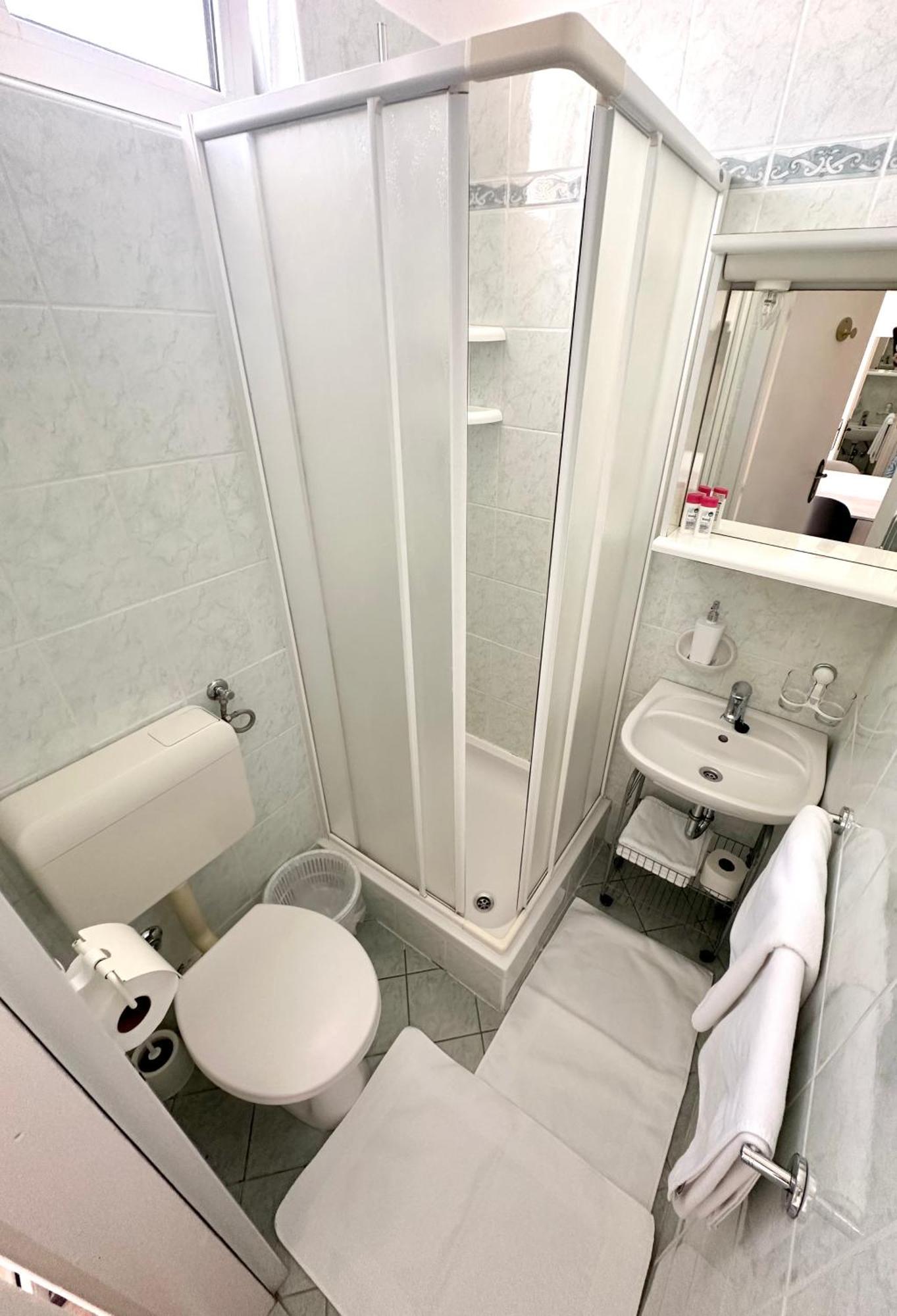Sea View Room Macolic Palit Экстерьер фото